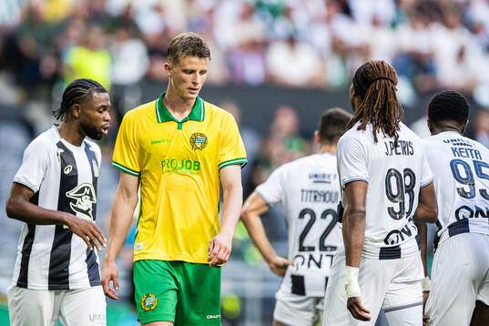 Frederik Winther of Hammarby looks dejected