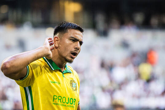 Jusef Erabi of Hammarby reacts