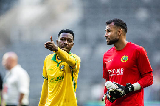 Shaquille Pinas and goalkeeper Warner Hahn of Hammarby