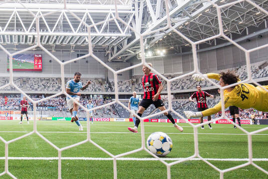 Malmö FFs Sead Haksabanovic gör 2-3 bakom Brommapojkarnas