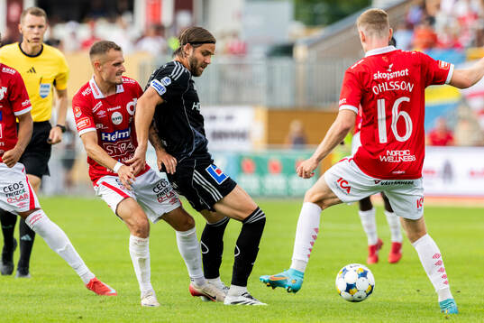 Degerfors Christos Gravius och IFK Norrköpings Christoffer