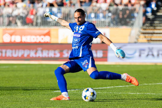 Degerfors målvakt Matvei Igonen