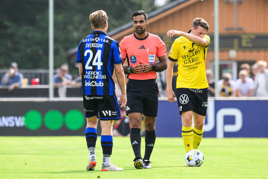 Sirius Victor Svensson och Domare Mohammed Al-Hakim