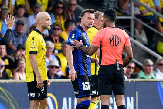 Mjällbys Viktor Gustafson och Sirius Henrik Rönnlöf