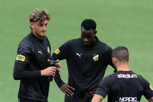 Häckens Silas Andersen och John Paul Dembe