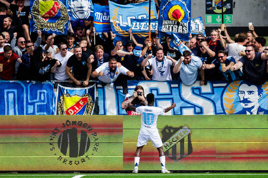 Djurgårdens Tokmac Nguen jublar
