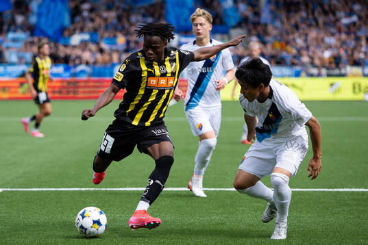 Häckens Severin Nioule mot Djurgårdens Keita Kosugi