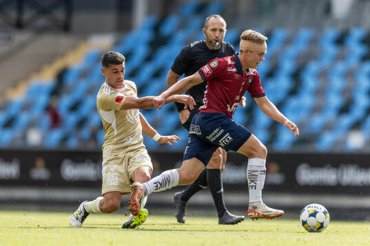 Östersunds Ahmed Bonnah och Örgrytes Isak Dahlqvist