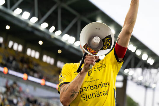 Elfsborgs Johan Larsson jublar
