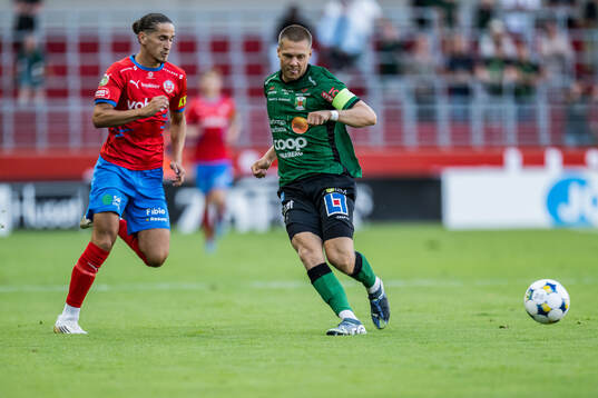 Helsingborgs Ervin Gigovic och Varbergs Gustav Broman