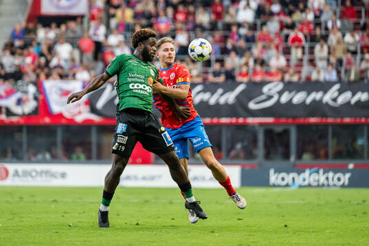 Varbergs Kevin Appiah Nyarko och Helsingborgs Simon