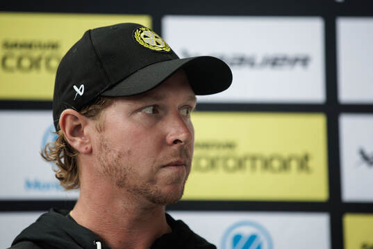 Nicklas Bäckström