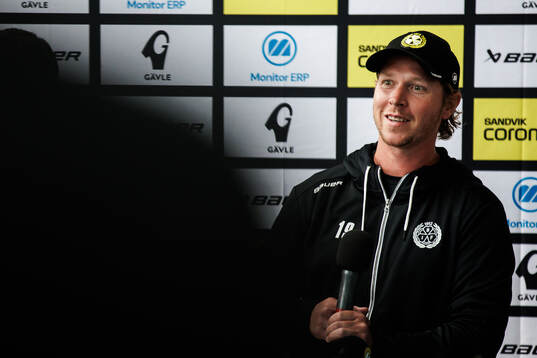 Nicklas Bäckström