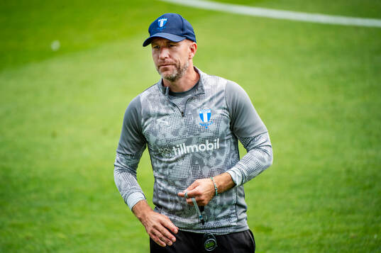 Bläddra bland fler bilder av Football, Champions League Qualifier, Malmö FF, Training 