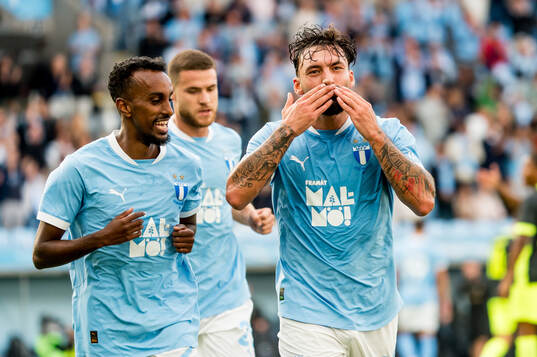 Bläddra bland fler bilder av Football, Champions League, Malmö FF - RFS