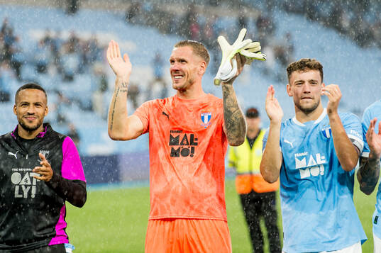 Robin Olsen and Colin Rösler of Malmö FF