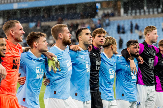The players of Malmö celebrates