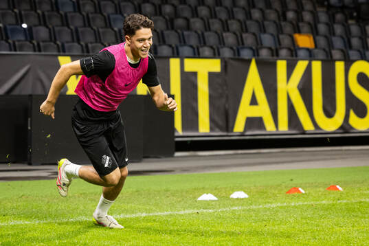 Charlie Pavey of AIK
