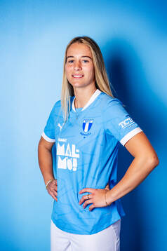 Malmö FF presenterar Courtney Nevin som ny spelare