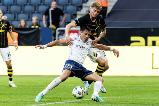 Erik Hovden Flataker of AIK and Milan Delevic of Paide
