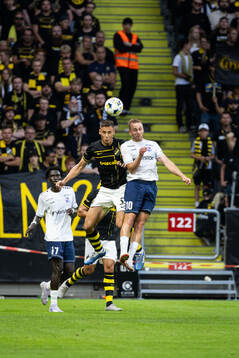 Filip Benkovic of AIK and Andre Frolov of Paide