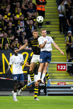 Filip Benkovic of AIK against Andre Frolov of Paide