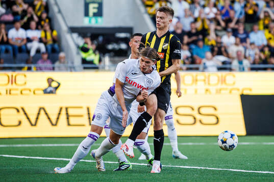 Lucas Hey of Anderlecht and Adrian Svanbäck of Häcken