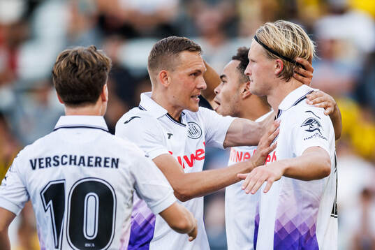 Ludwig Augustinsson and Kasper Dolberg of Anderlecht