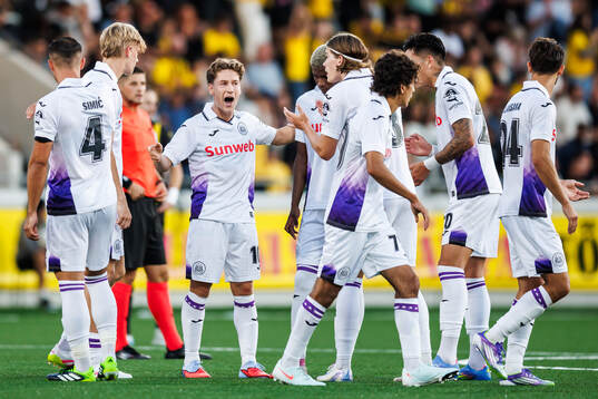 Players of Anderlecht look dejected