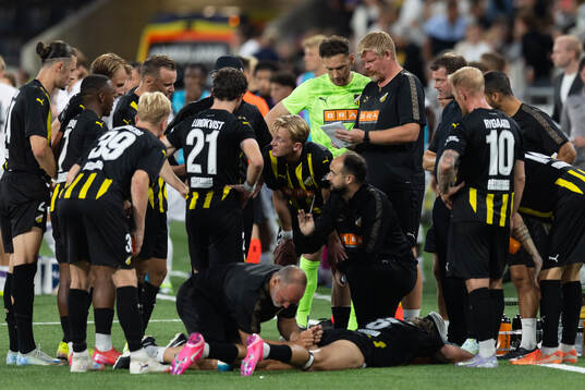 Players and staff of Häcken