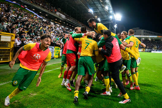 Players of Hammarby celebrate