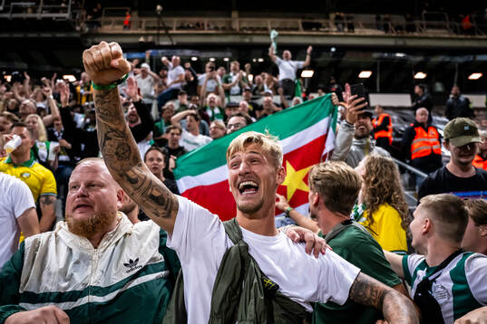 Former Hammarby player Fredrik Hammar celebrates
