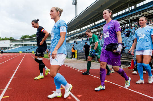 Malmö FFs Mia Persson, målvakt Moa Öhman och Ellen