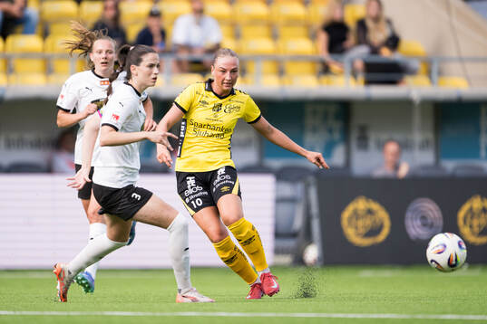 Häckens Andrea Simonovic och Elfsborgs Stina Jensen
