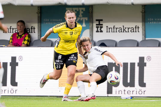 Elfsborgs Ellen Nilsson och Häckens Nathalie Staaf