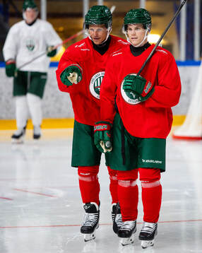 Frölundas Max Friberg och Dominik Egli