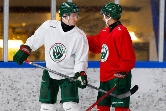 Frölundas Axel Bröngel-Larsson och Max Friberg