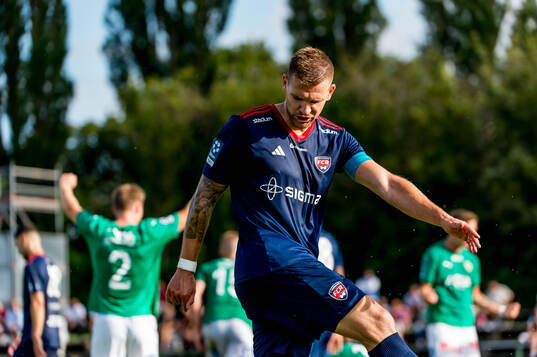 Rosengårds Emil Grimbe deppar