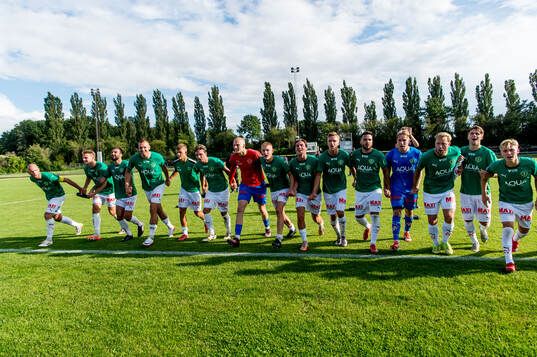 Jönköpings Södras spelare jublar