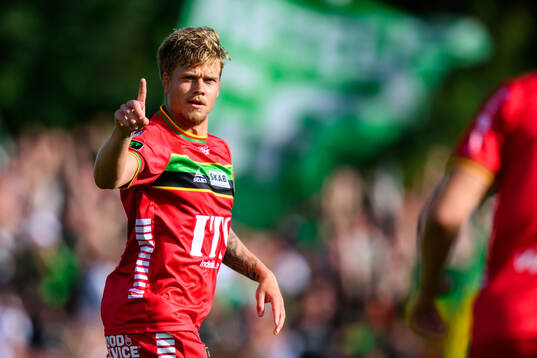 GAIS Kevin Holmén jublar