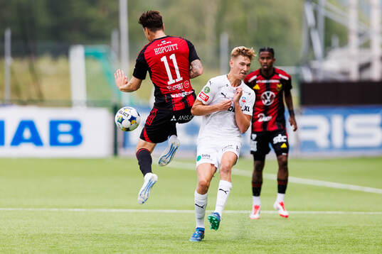 Helsingborgs Benjamin Örn och Östersunds Jamie Ryan