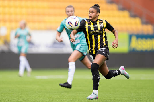 Häckens Felicia Schröder