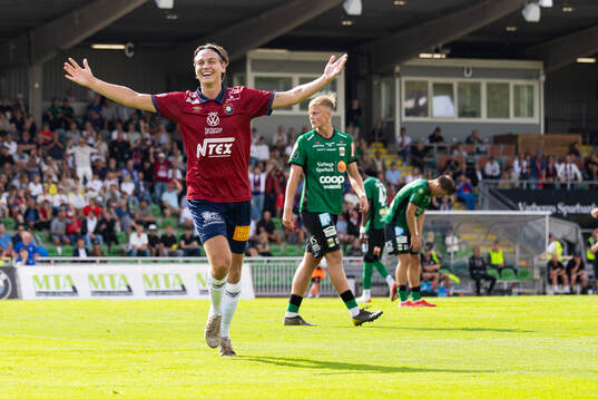 Örgrytes Noah Christoffersson jublar
