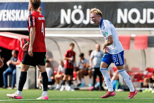 IFK Norrköpings Isak Andri Sigurgeirsson jublar