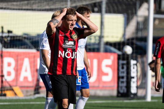 Brommapojkarnas Adam Skanning Jakobsen deppar
