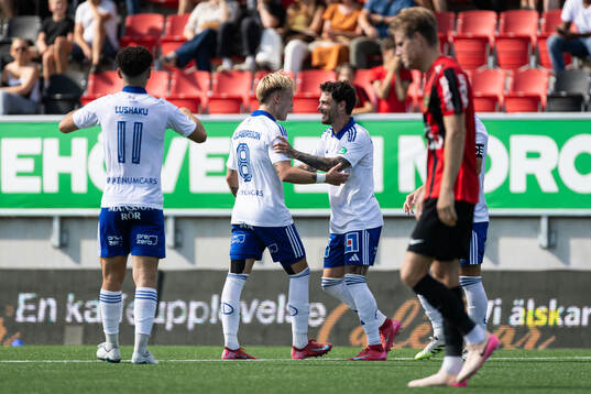 IFK Norrköpings Isak Andri Sigurgeirsson jublar med