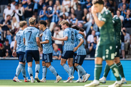 Djurgårdens Rasmus Schuller jublar
