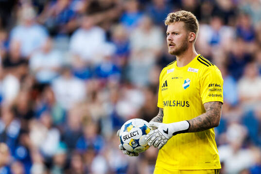 Östers målvakt Robin Wallinder