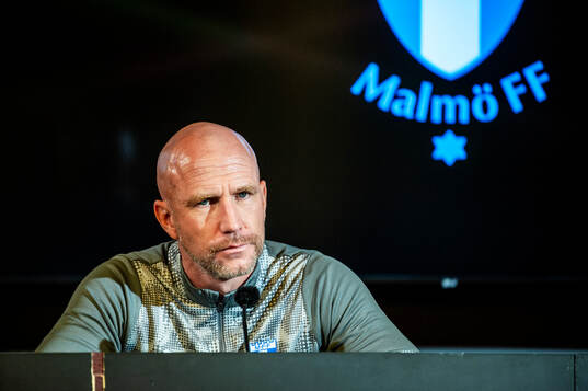 Head coach Henrik Rydström