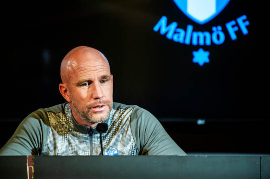Head coach Henrik Rydström